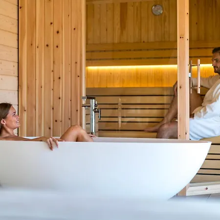 Brunarica Macesen Smogavc 茨热塞