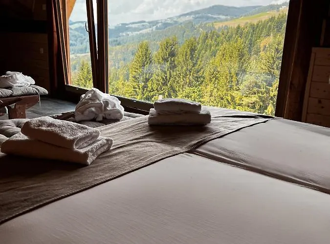 Brunarica Macesen Smogavc