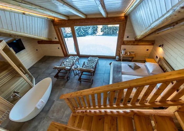 Brunarica Macesen Smogavc